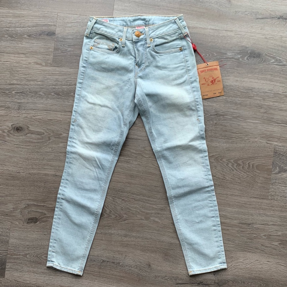 True Religion Cropped light wash denim jeans sz 25